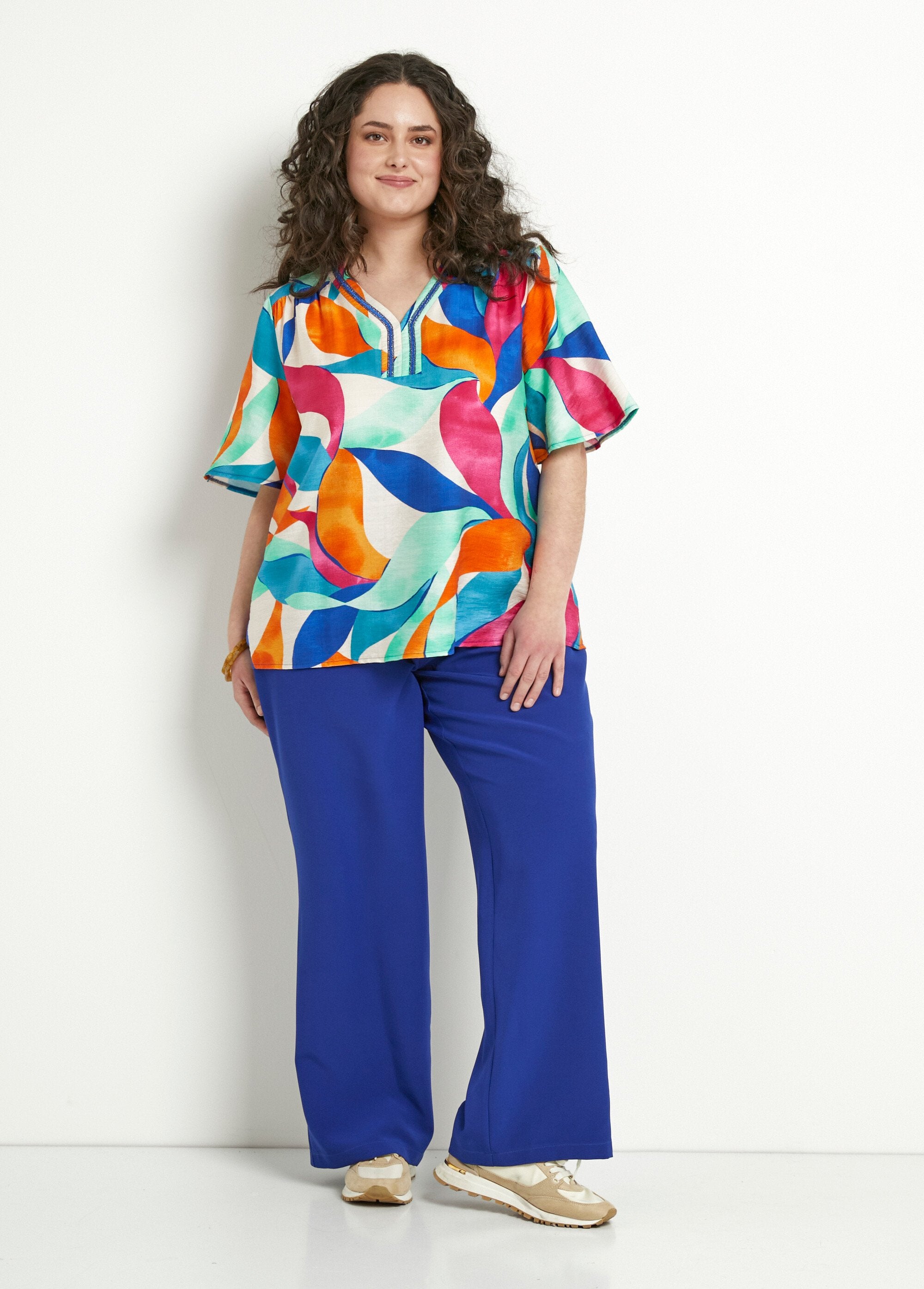 Long_loose_printed_tunic_with_ruffled_sleeves_Orange_and_blue_SF1_curvy