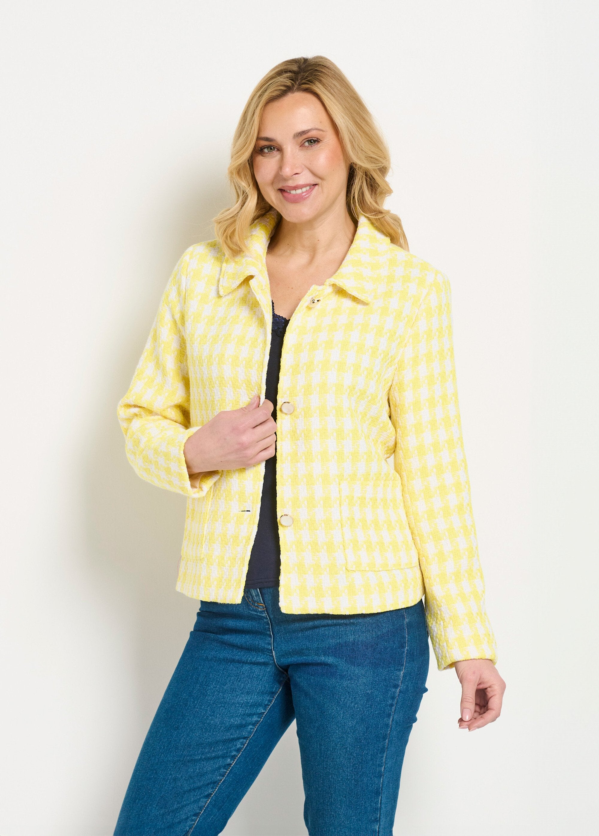 Short_houndstooth_jacket_Yellow_and_white_FA2_slim